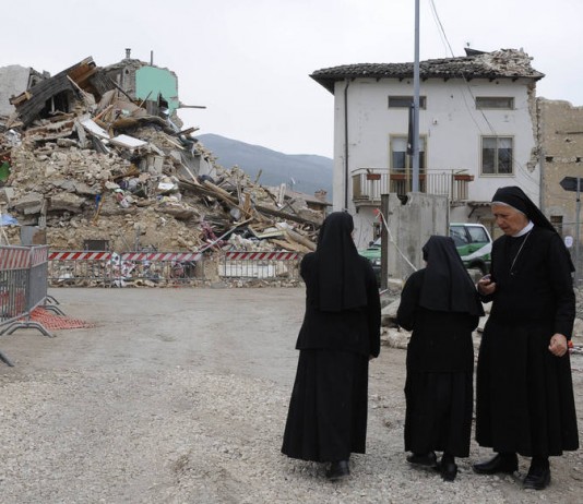 La neve, il sisma e la bella gente. Parlano le Clarisse di Norcia accolte in Molise clarisse norcia
