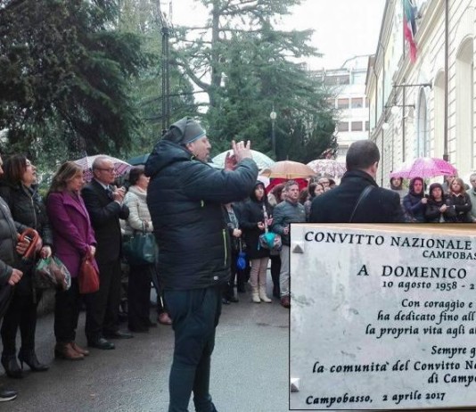 De Maria cerimonia con targa