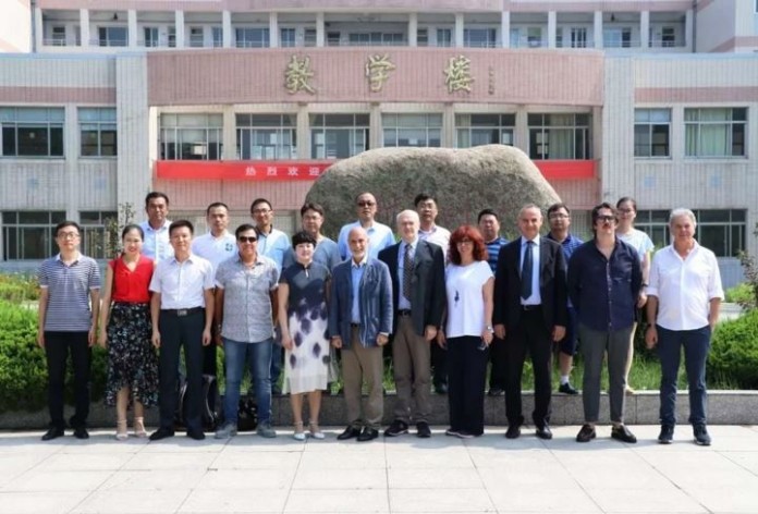 CINA_gruppone_scuola